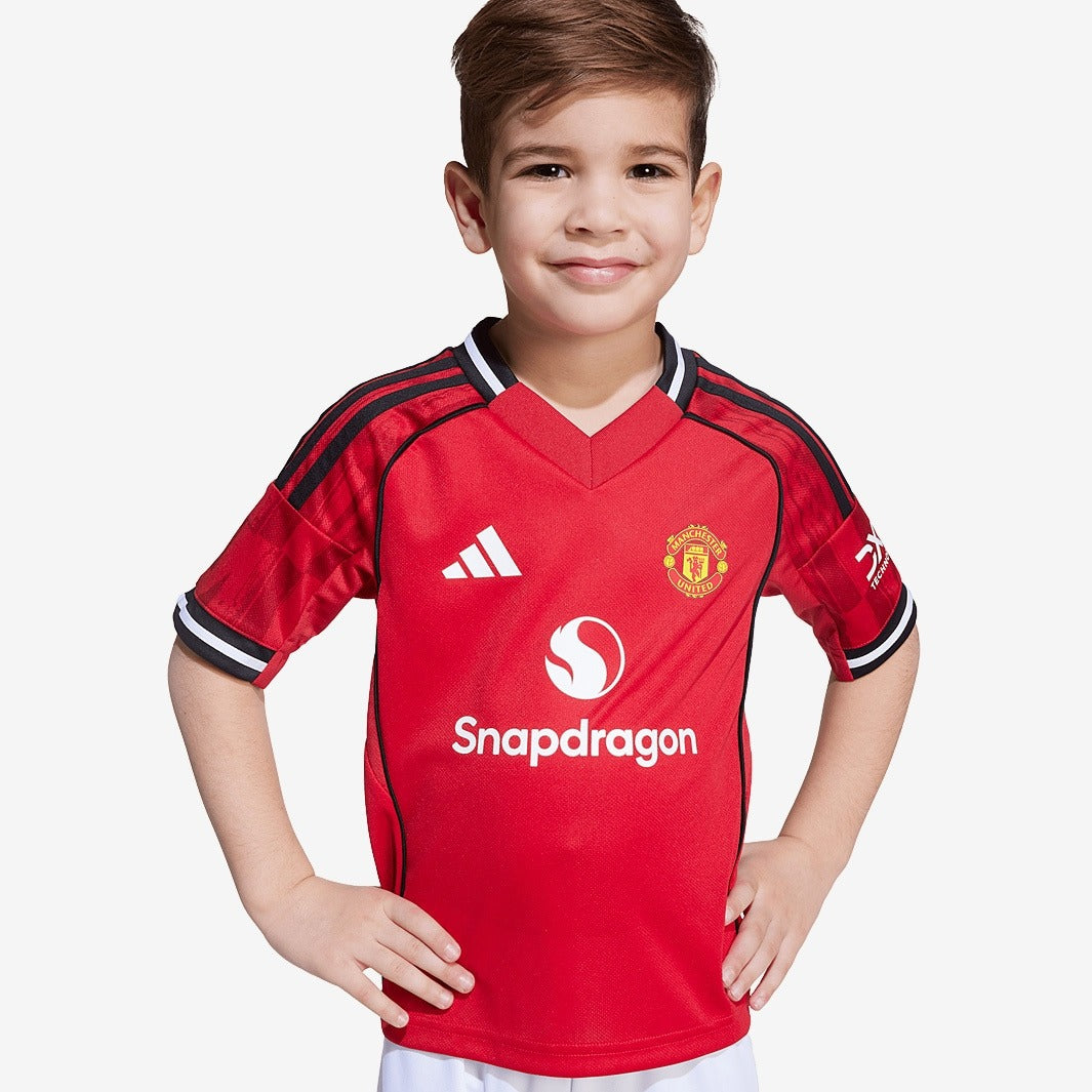 Conjunto Infantil Manchester United 2025/26