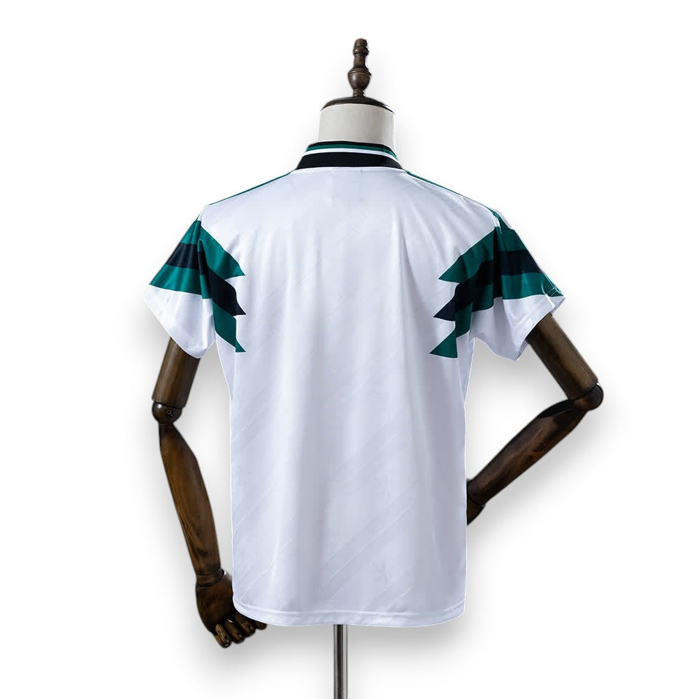 Camisola Sporting Branca Vintage Retrô 25/26