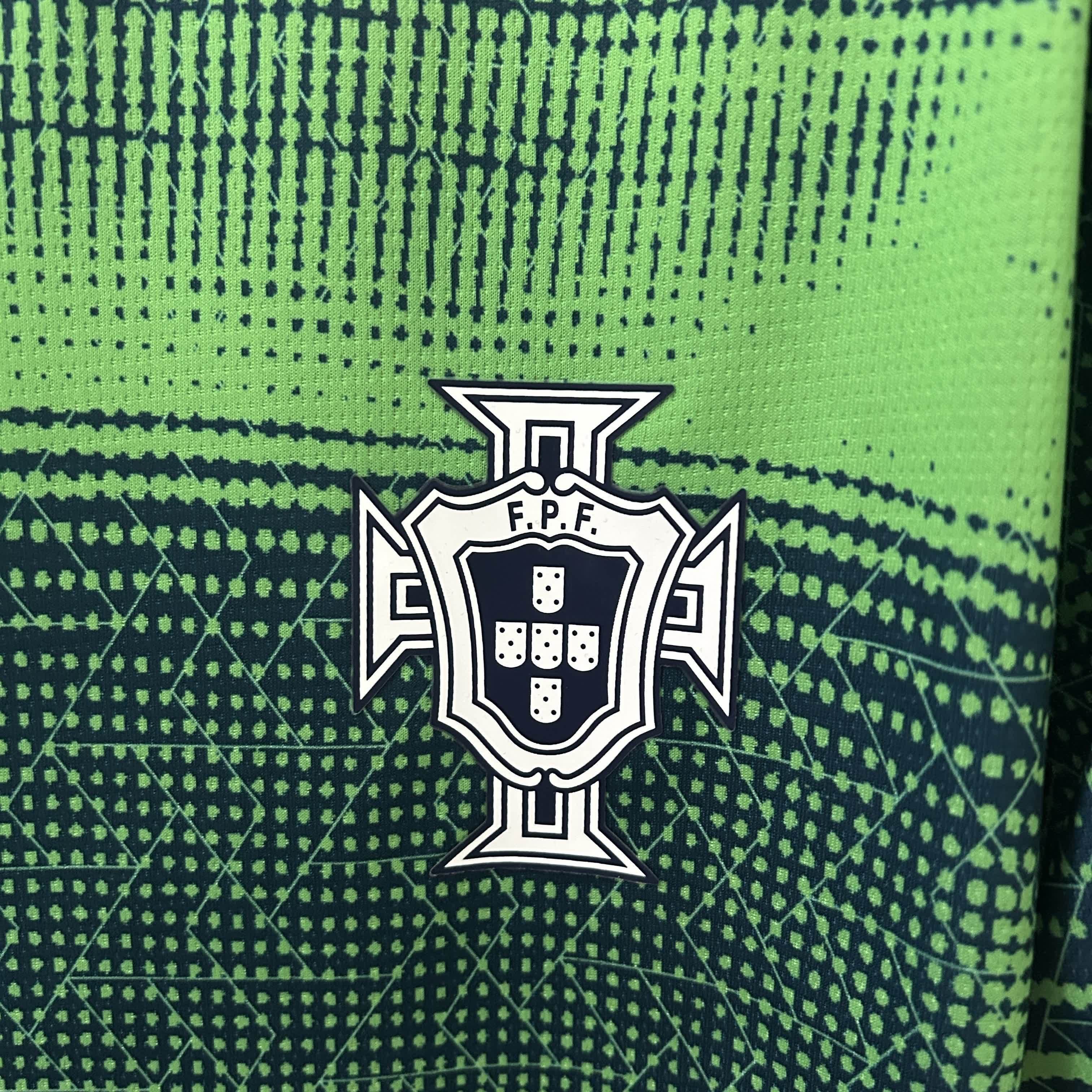 Camisola Seleção Portugal Treino Verde/Azul 2025