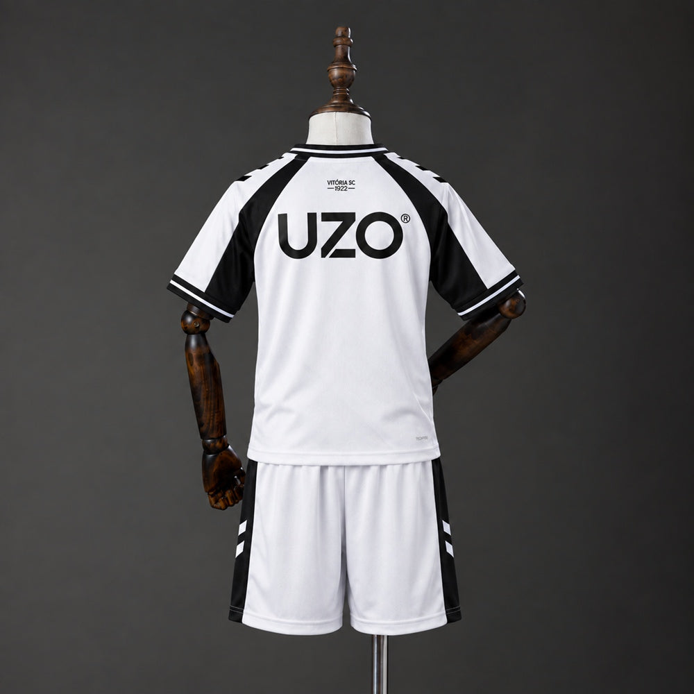 Conjunto Infantil Principal Vitória SC (Guimarães) 26/27