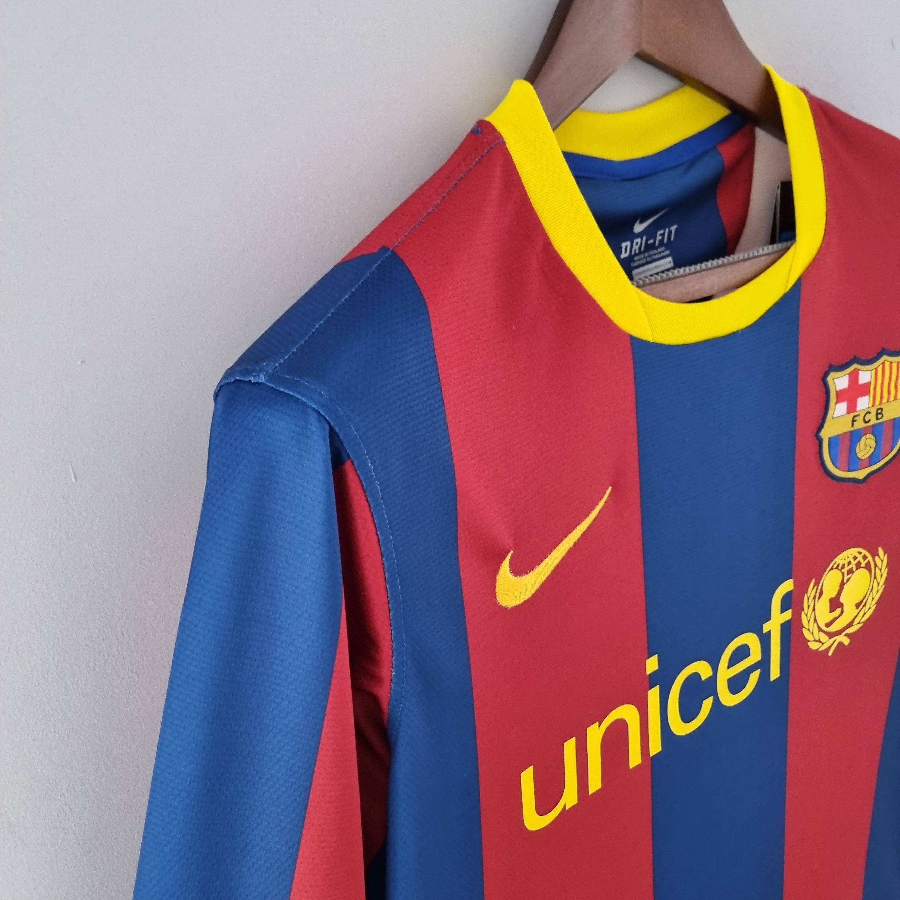 Camisola Retrô Manga Longa Barcelona 2010/2011