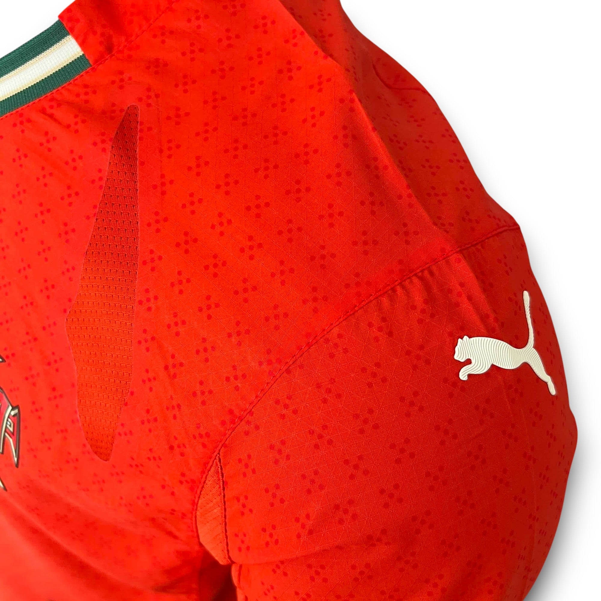 Camisola Portugal Home 2025 - Player