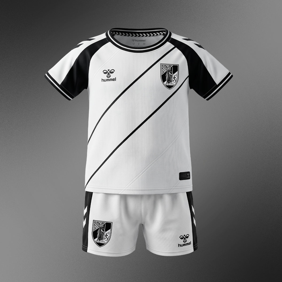 Conjunto Infantil Principal Vitória SC (Guimarães) 26/27
